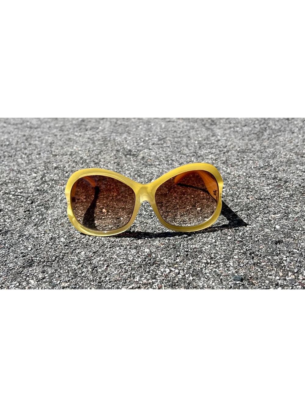 Pale Yellow Gold Oversized adult Sunglasses